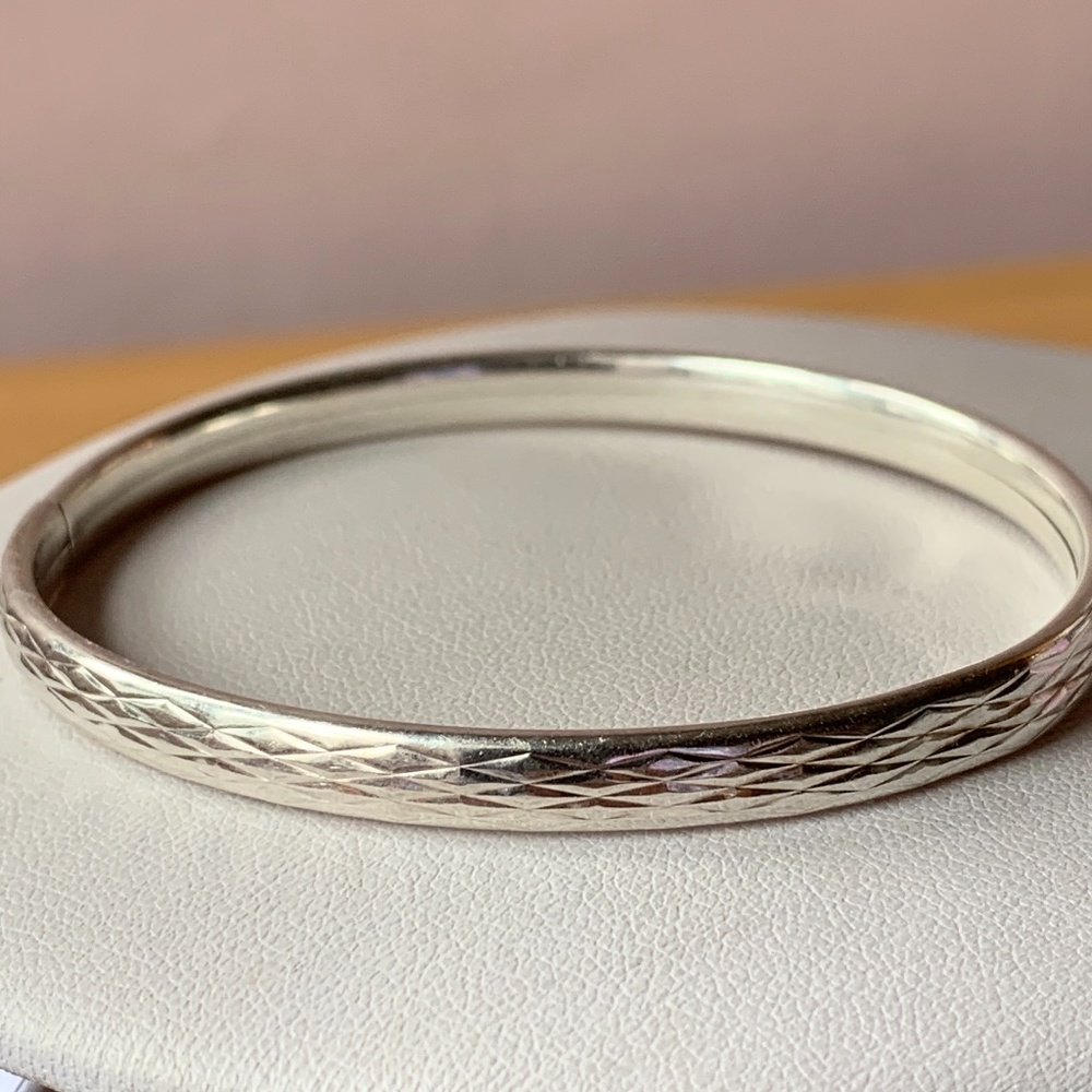 Vintage Sterling Silver bangle bracelet Italy